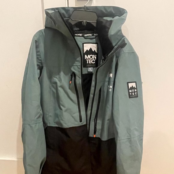 Montec Jackets & Blazers - Montec Women's Two-Tone Ski Jacket in Teal and Black